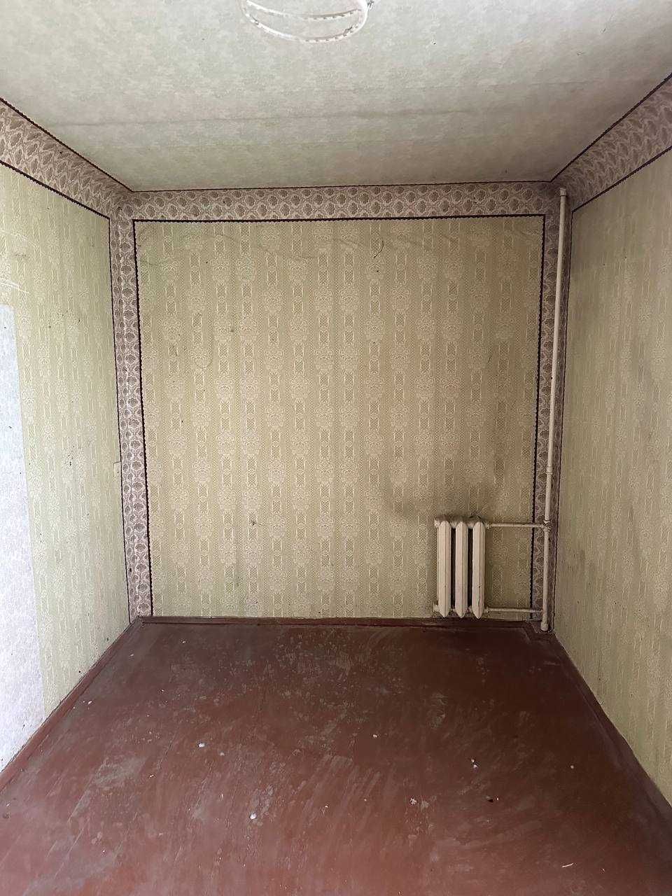Продам 2к квартиру 41 м2 в г. Самар під ремонт