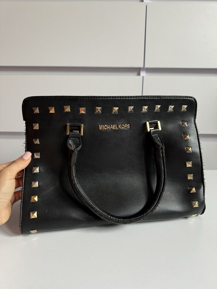 Czarna torebka Michel Kors