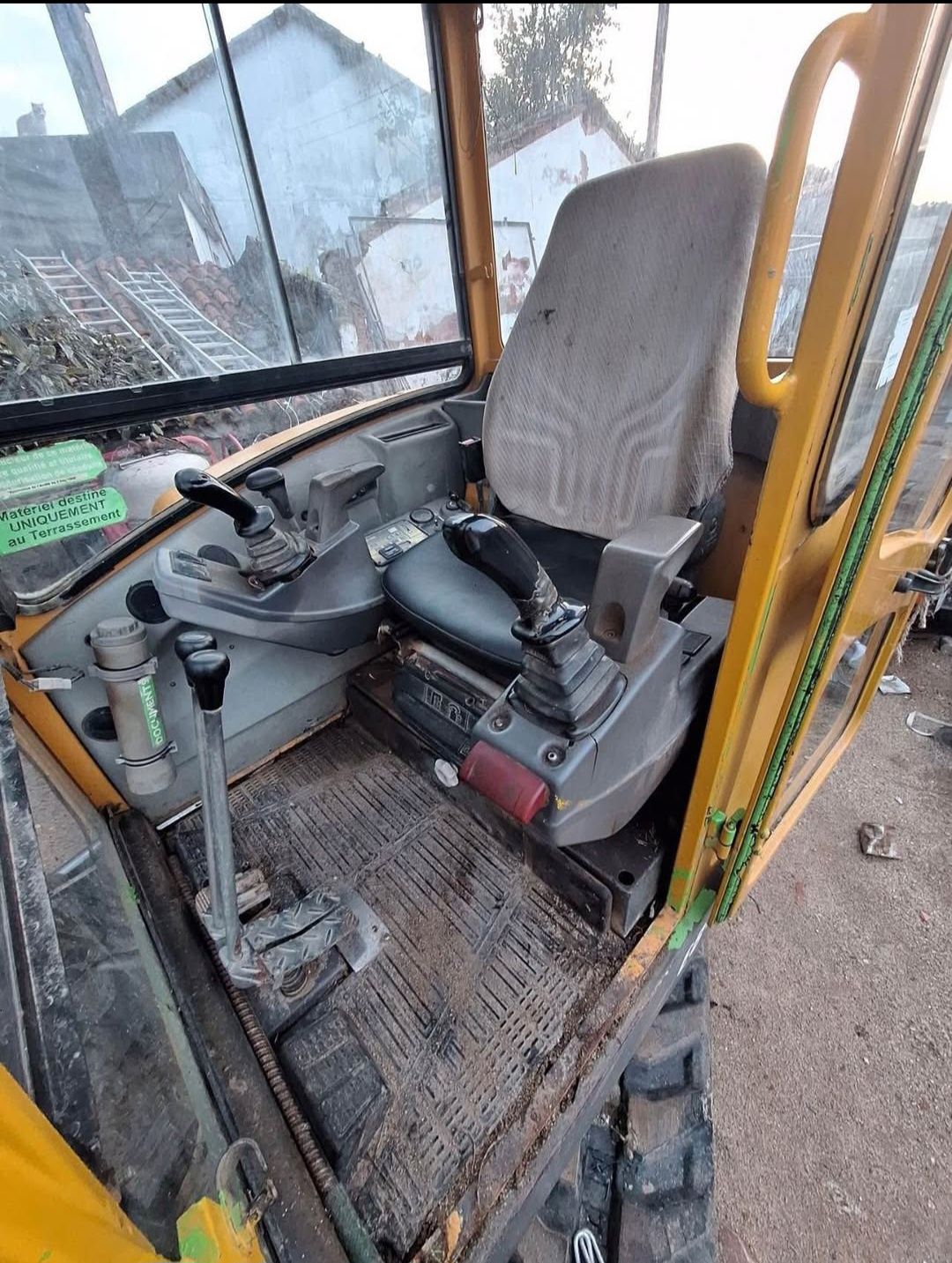 Vendo mini giratoria pel-job