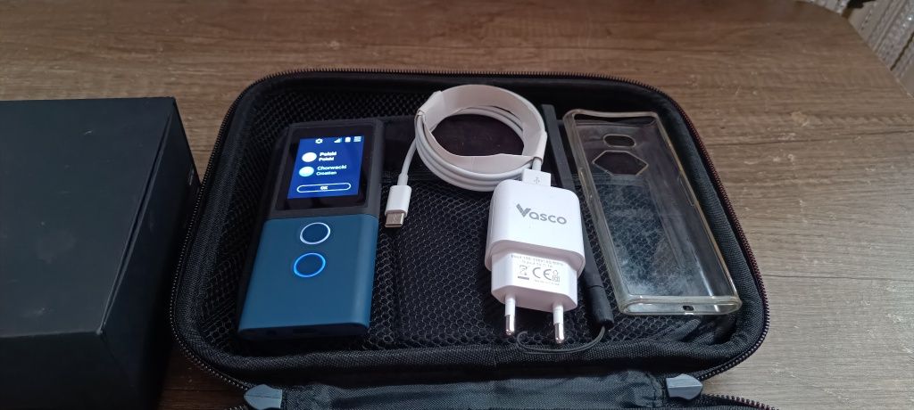 Vasco M3 tłumacz mowy, translator, gruby zestaw. Power box + chorwacki