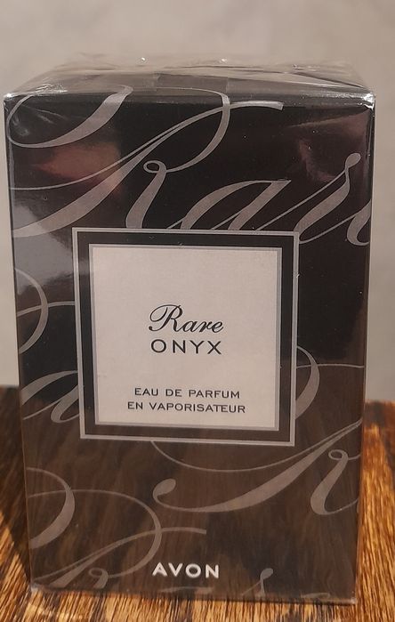 Woda perfumowana Rare Onyx damska Avon