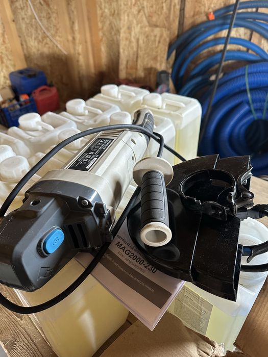 Szlifierka kątowa MacAllister 2000W