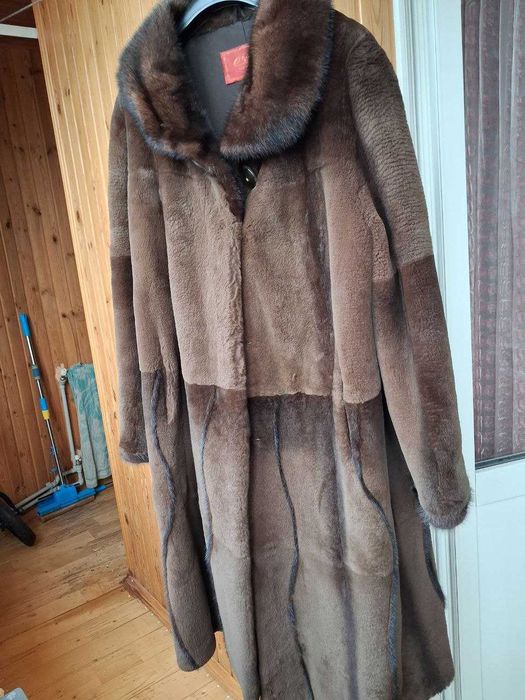 Шуба з натурального хутра