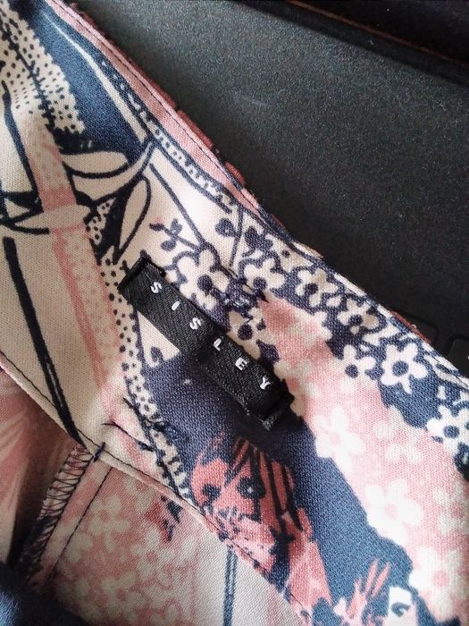 Calças pantalonas SISLEY tamanho S, cintura 65cm