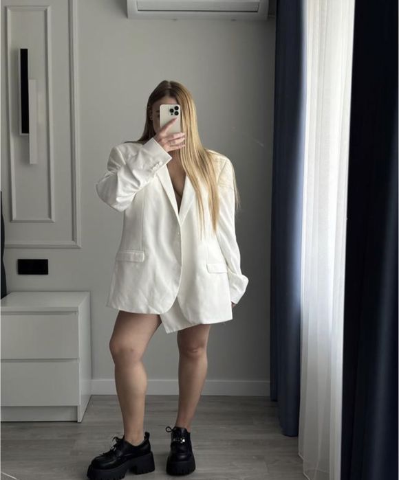 Стильний оверсайз молочний жакет/піджак , підклад шовковий