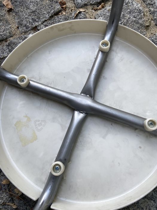 Taboret biały wysokość 45 cm średnica 31