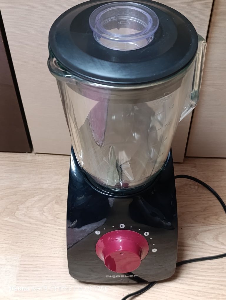 Blender kielichowy koktajle.