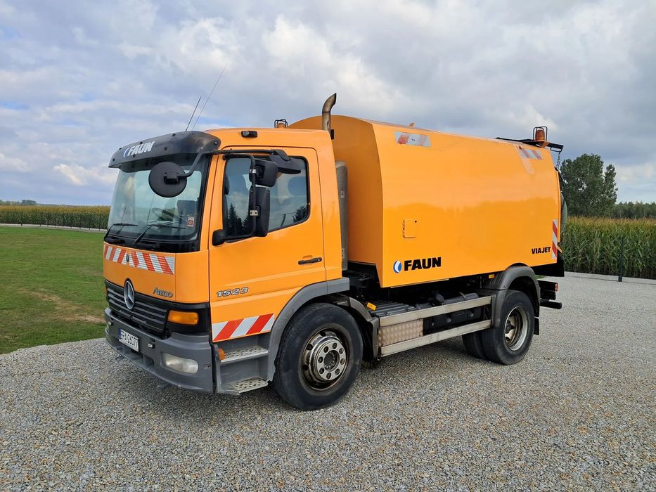 Mercedes-Benz 1523  Mercedes Benz Atego 1523 z zabudową FAUN VIAJET