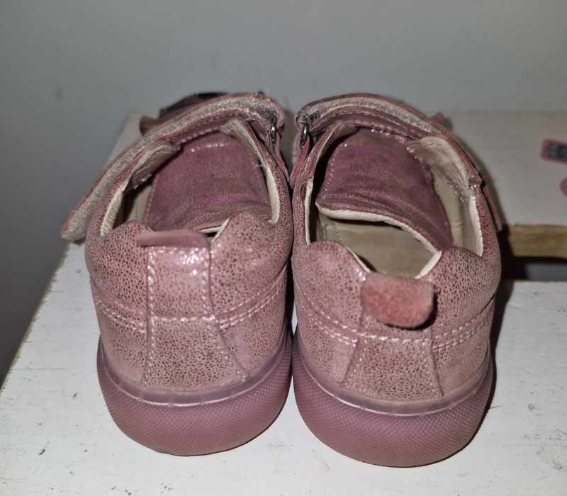 Sneakersy Lasocki rozmiar 25 buty skórzane kotki