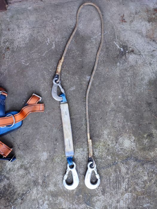 Szelki bezpieczeństwa z linką i amortyzatorem