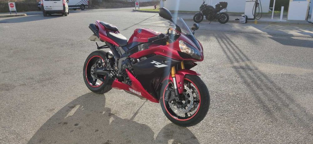 Yamaha R1 2007 - Revisões em dia | 32.800 km