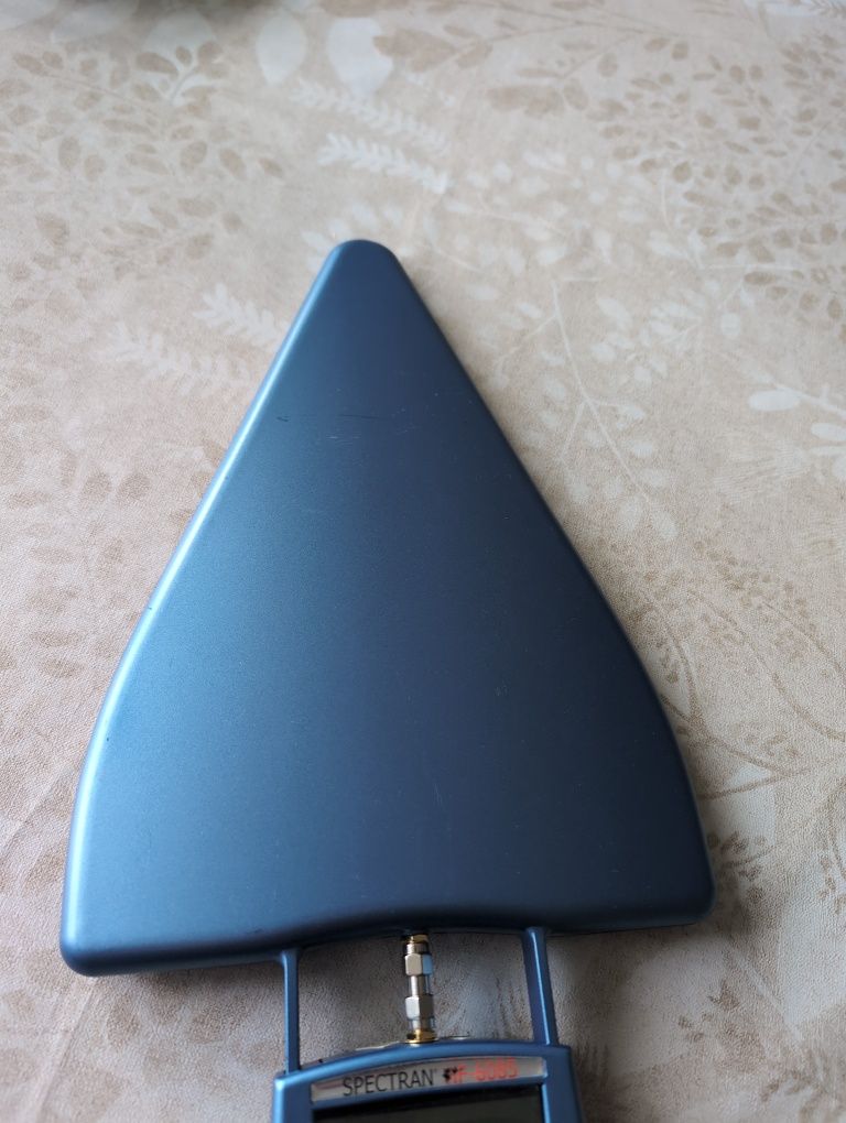 Aaronia HyperLOG 7000 700MHz-6GHz Log Periodic Antenna