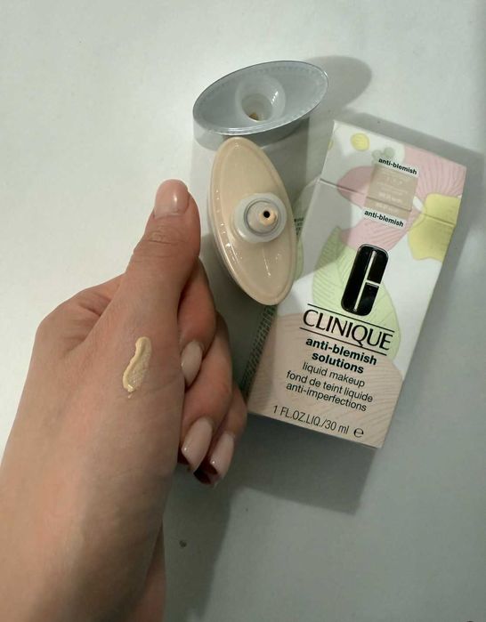 Clinique Anti-Blemish Solutions Foundation WN Flax 30 ml