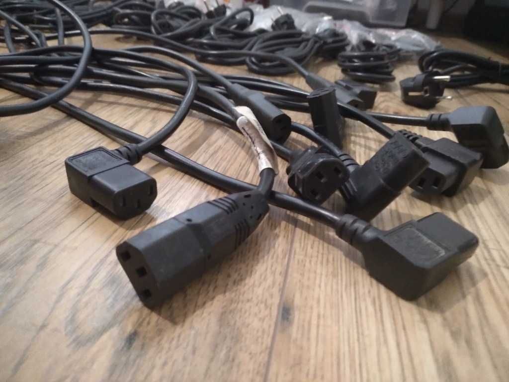 Kabel zasilający na sztuki do komputera drukarki itp.
