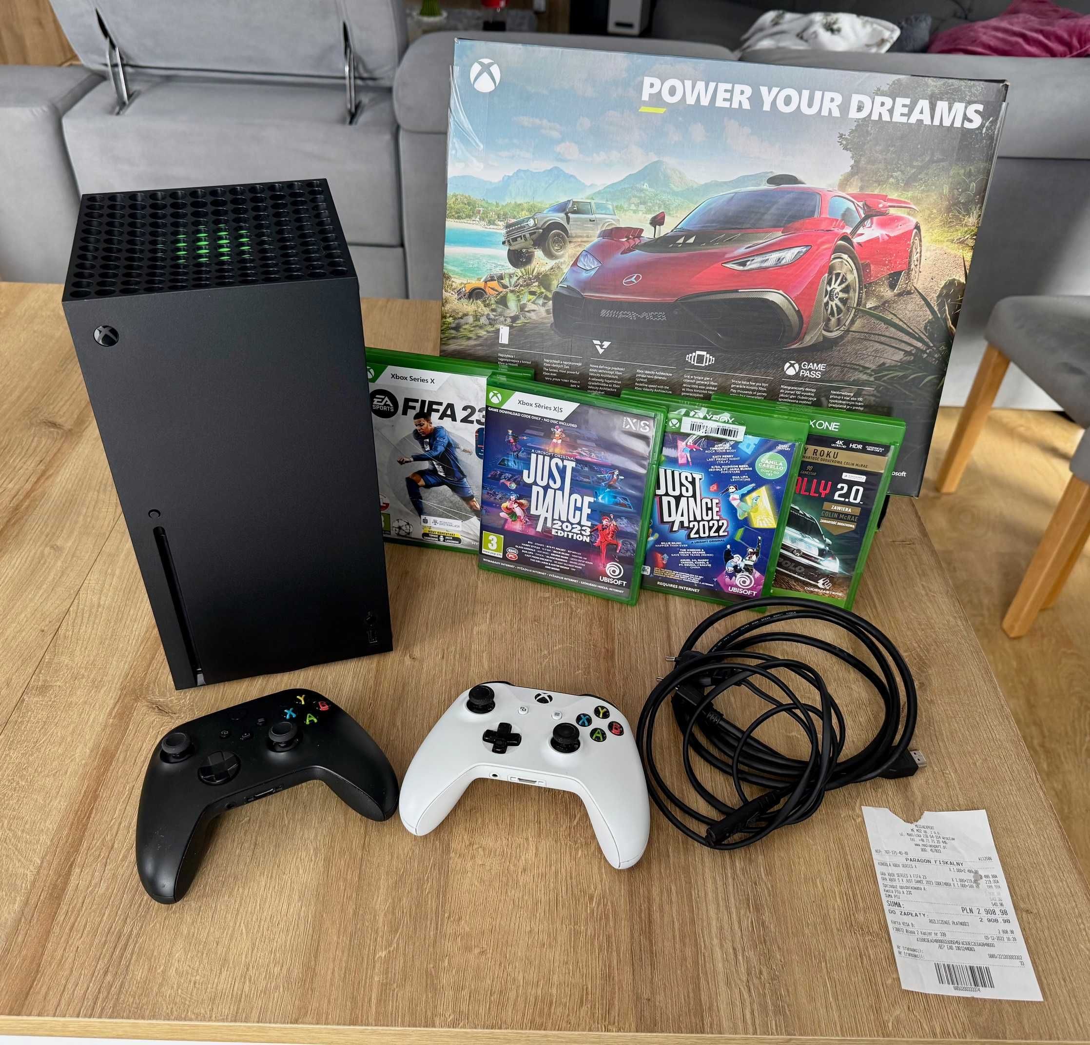 Xbox Series X 1 TB SSD + 2 pady + 4 gry + BONUS GRA