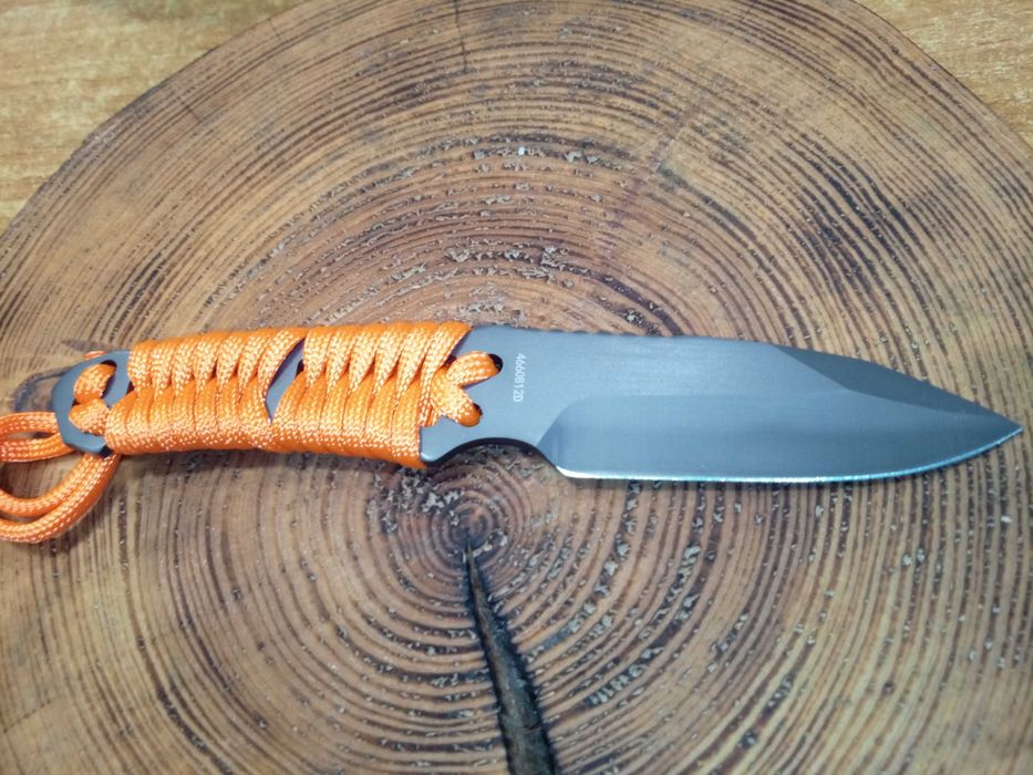 Nóż Gerber Paracord