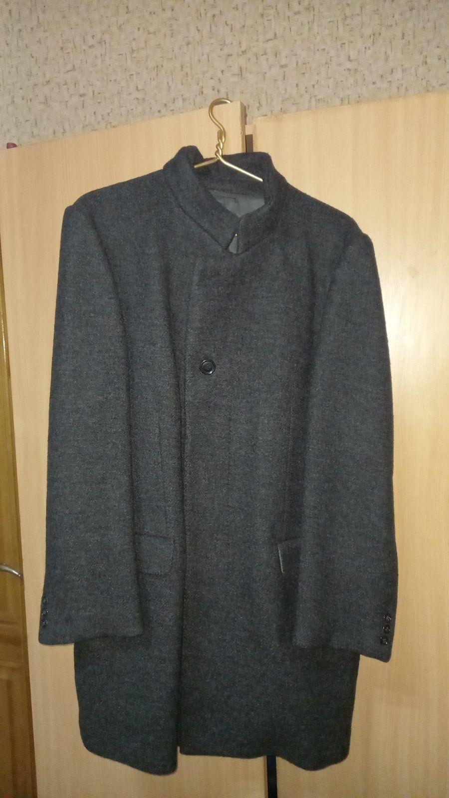 Продам мужское шерстяное пальто