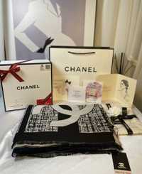 Палантин vip gift в коробке chanel