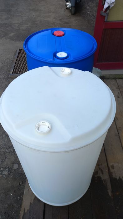 Продам бочки 180-200-220литров