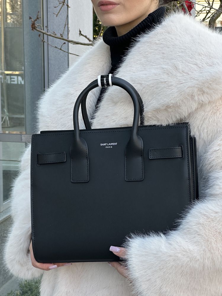 Сумка YSL Yves Saint Laurent Sac De Jour Nano in Graied Leather Black