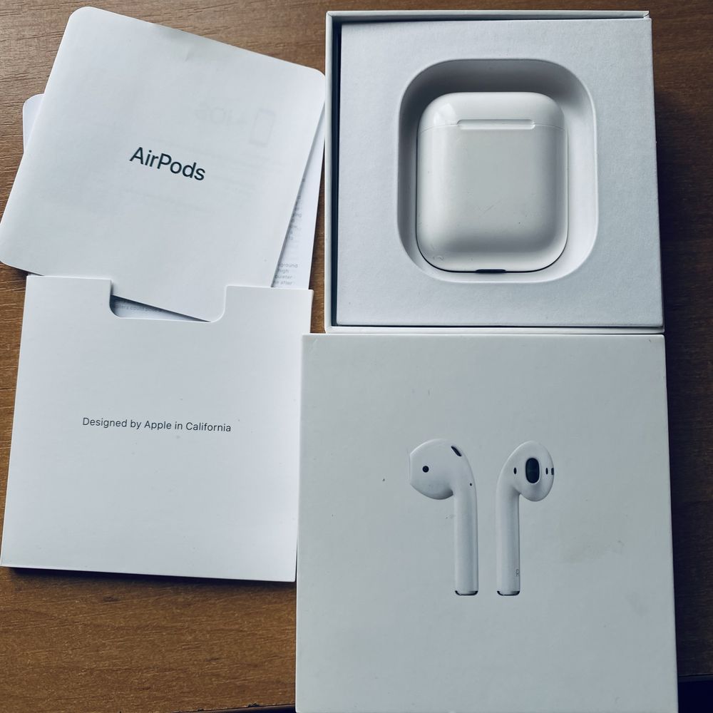 Продам Airpods 2