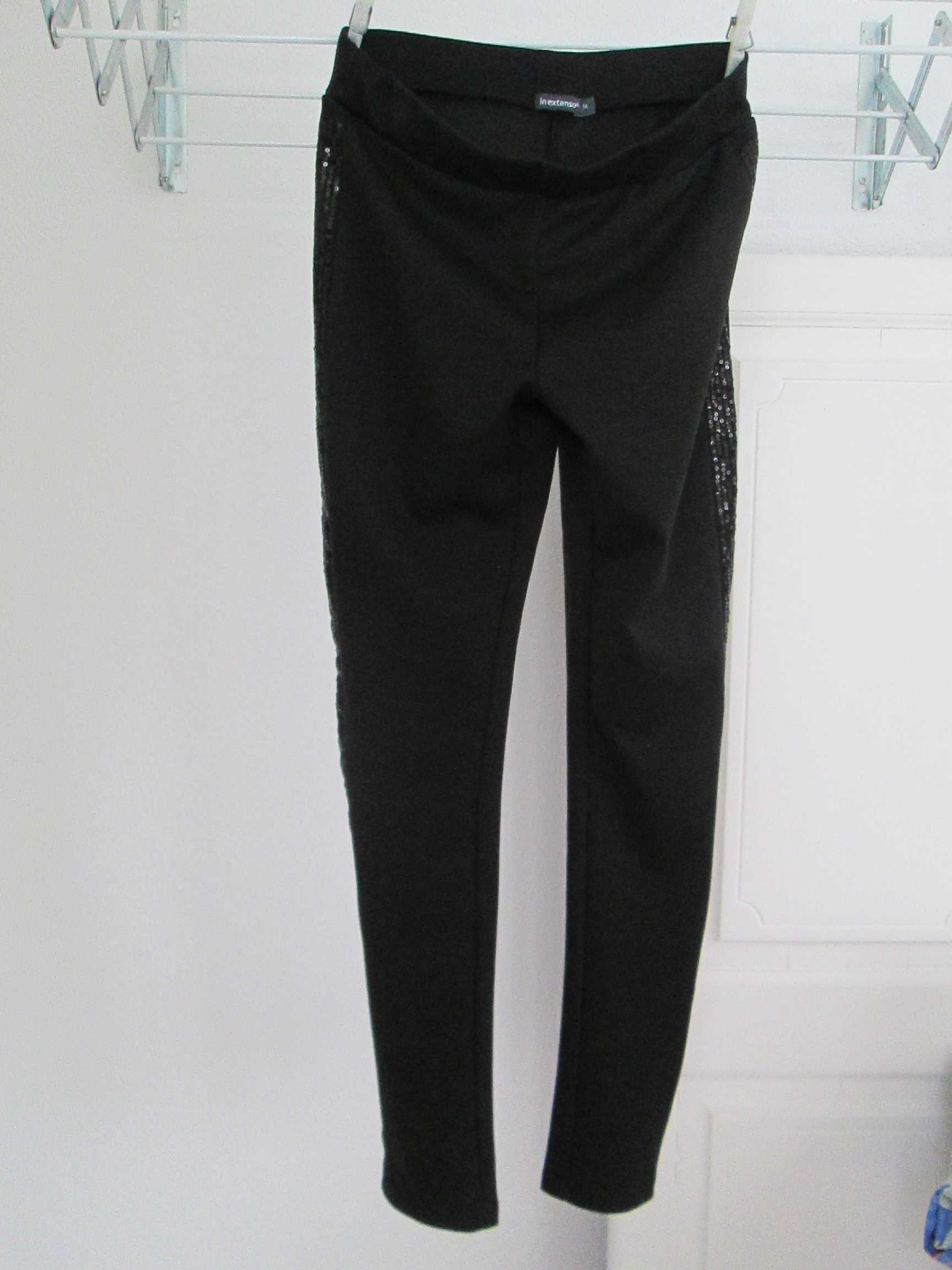 Leggings pretas In extenso tamanho 14 anos