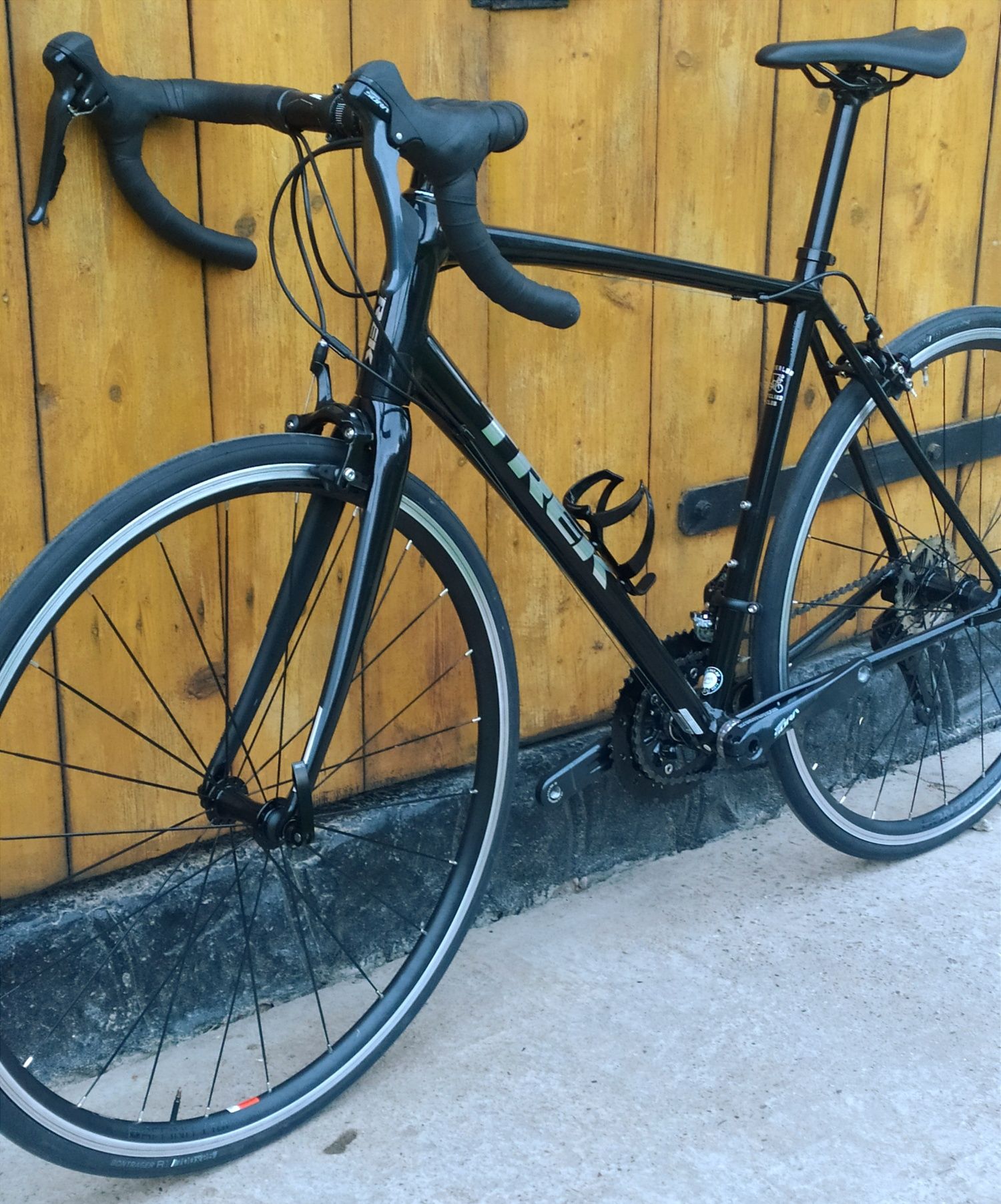 Велосипед Trek Domane AL3 шосейний endurance Sora