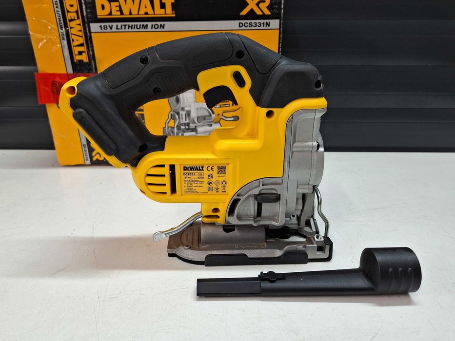 Wyrzynarka dewalt dcs331