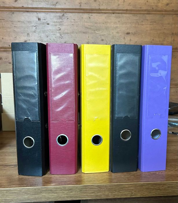 Segregatory lekko używane A4 oddam za darmo