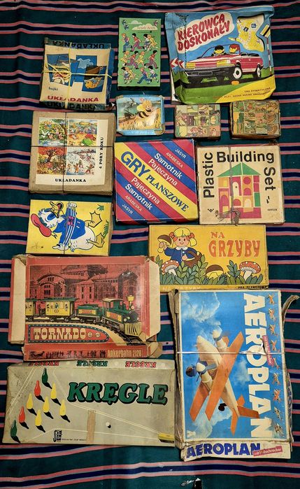 Zestaw gier klocków lokomotywy,samolotu Prl.