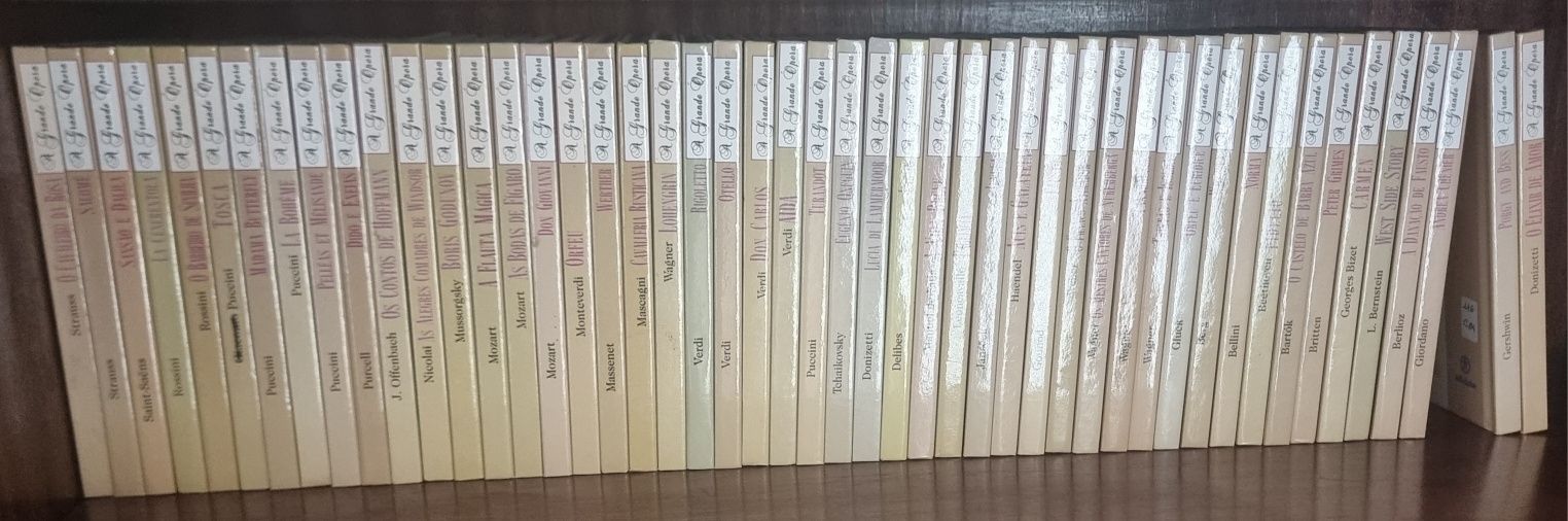 Vende-se livros diversos