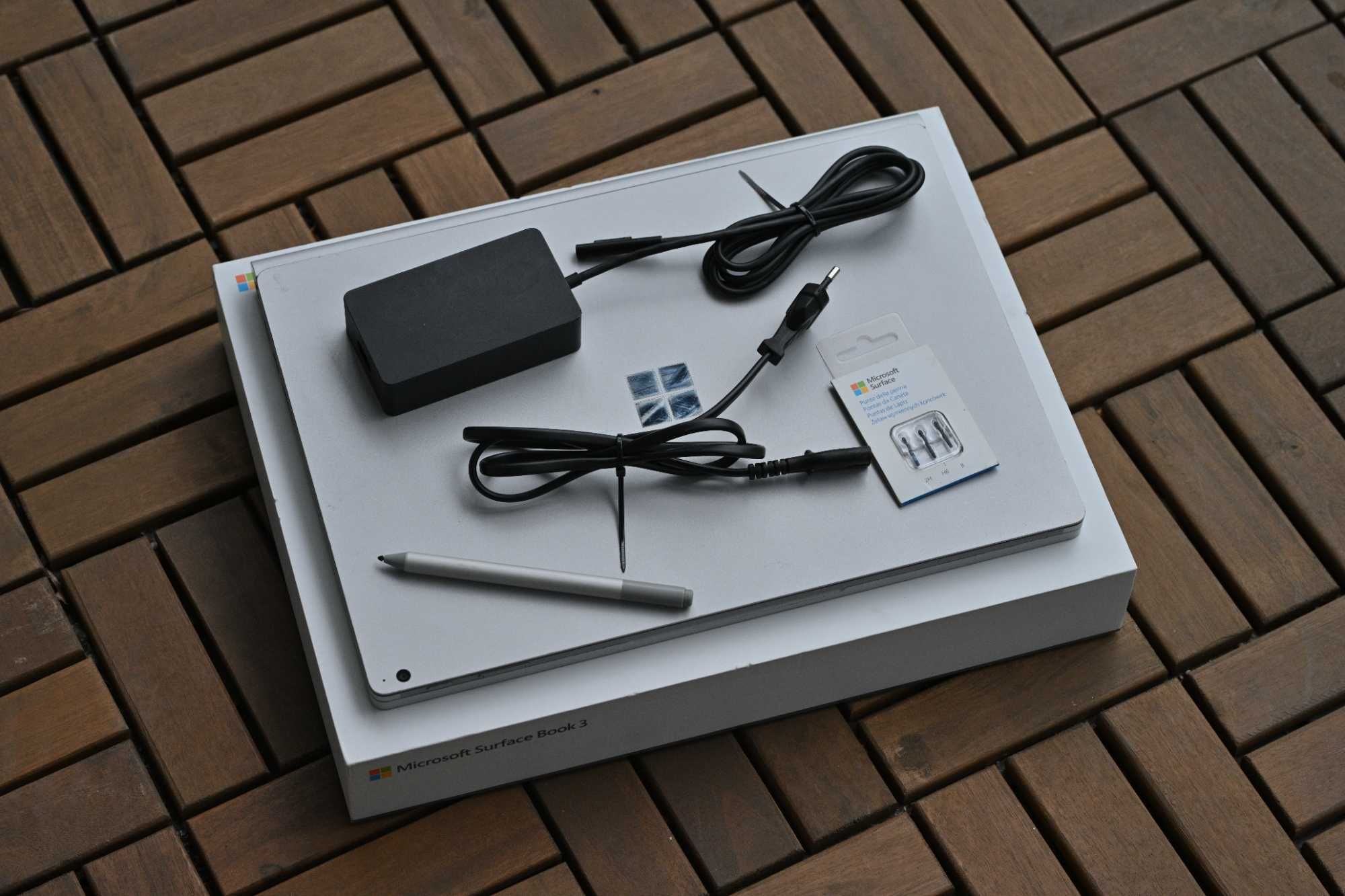 Microsoft Surface Book 3 15″ i7 GTX 1660 Ti 16 GB RAM 256 GB SSD