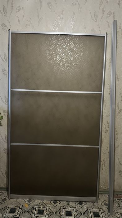 Продам скляні двері від шафи купе на рейках