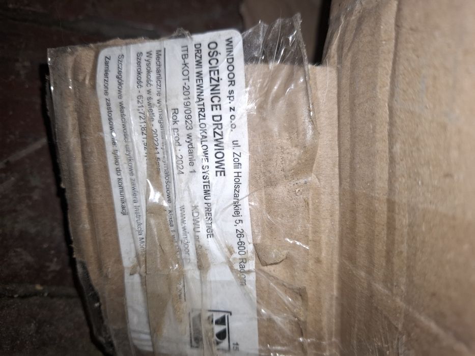 Ościeżnicy 90cm wewnątrz