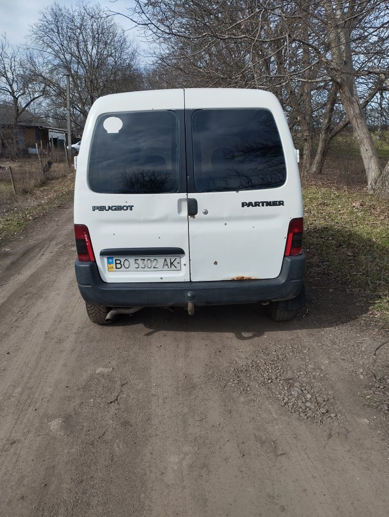 Пежо партнер 2001р.в.