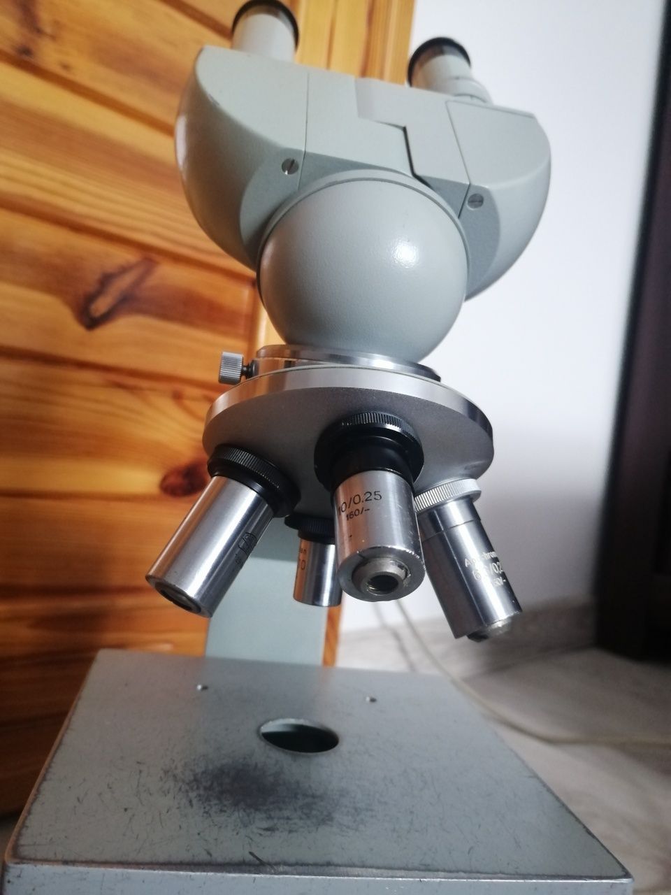 Mikroskop Carl Zeiss Jena.