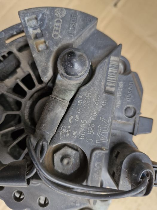 Alternator BOSCH 70A*VW*Audi*Seat 1.6/74kW 102KM