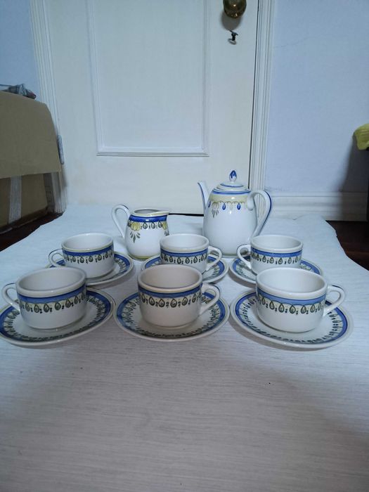 . Louça de Viana pintada á mão