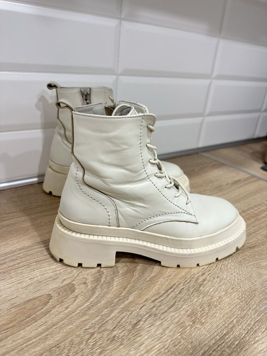 Жіноче черевики на зиму