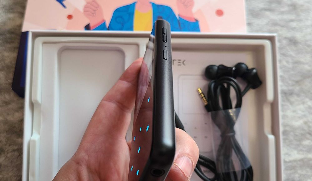 Mp3-плеєр Agptek 64gb з bluetooth 5.3, динаміком, fm-радіо. новий