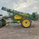 Опрыскиватель прицепной JOHN DEERE 2016 г.в.