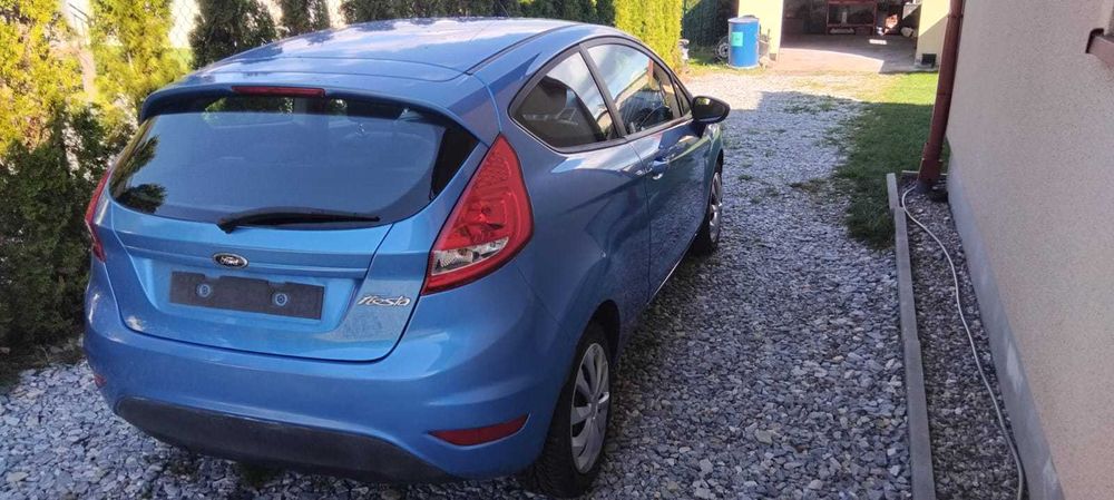 Sprzedam Forda fieste 2009r 1.25