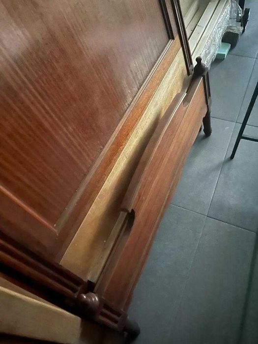 Cama Solteiro Madeira Castanha, com Cabeceira