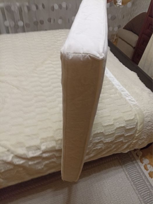 Матрас на дитяче ліжечко