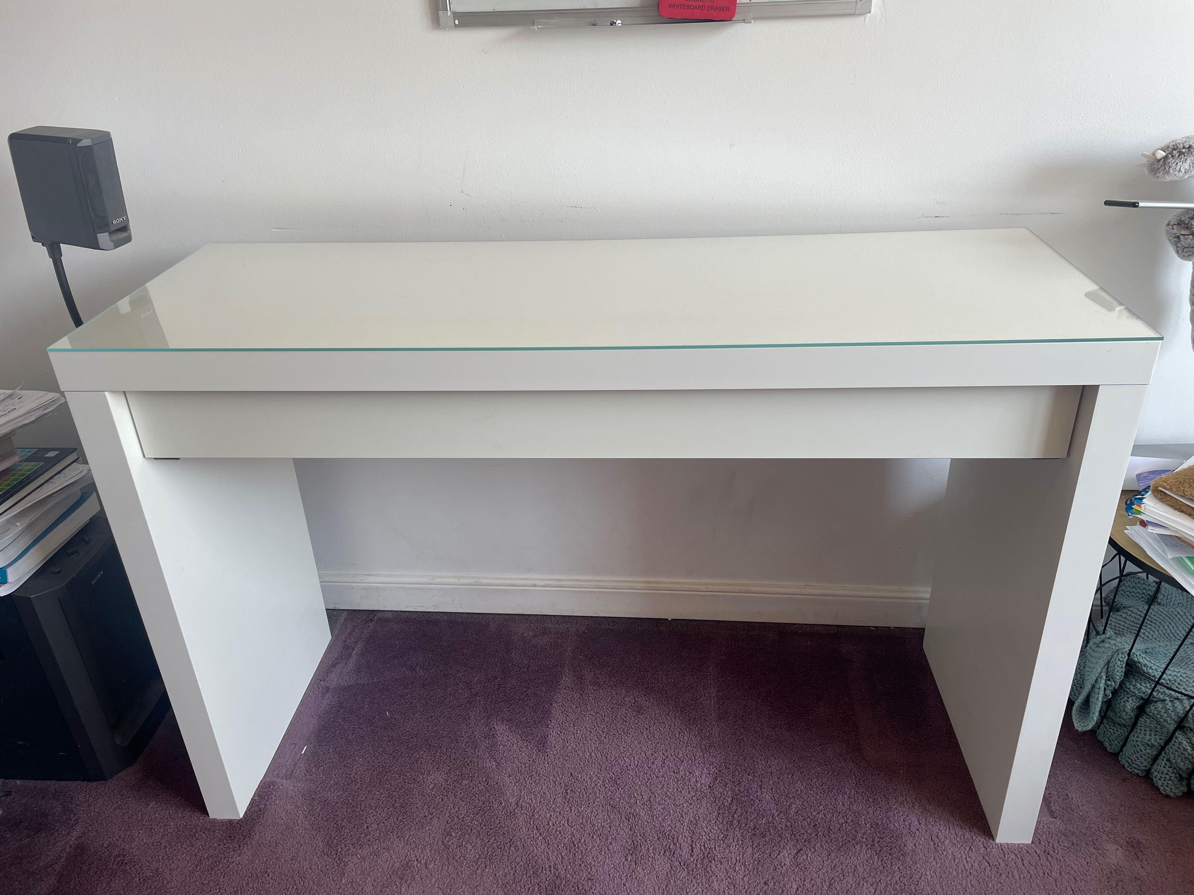 Toaletka, biurko Malm Ikea