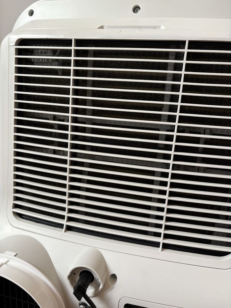 Ar Condicionado Portátil BECKEN 12000 BTU