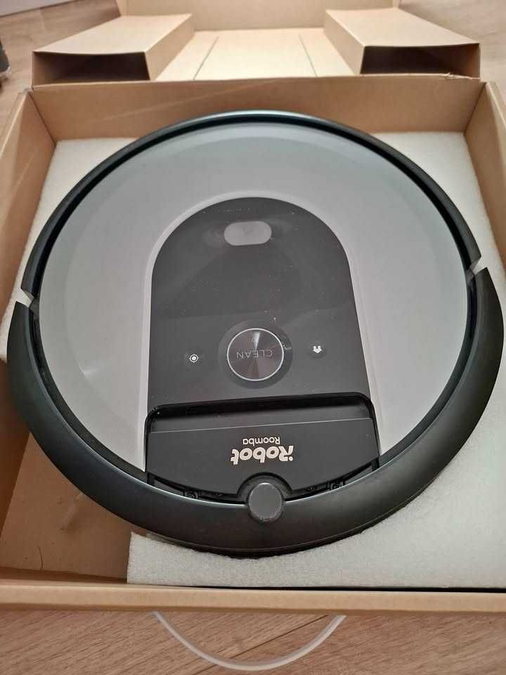 IRobot Roomba I7