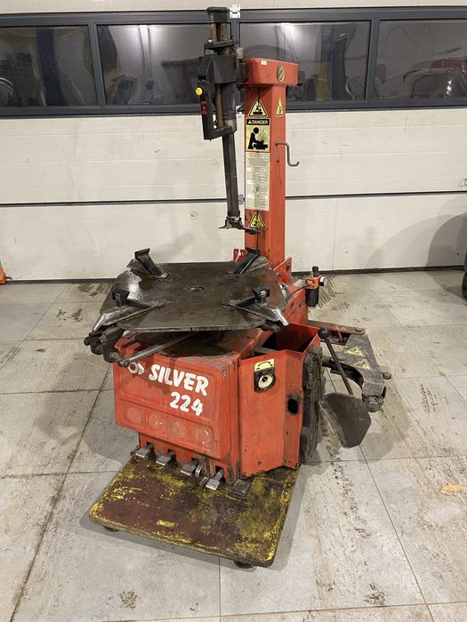 Montażownica do opon Giuliano SILVER 224