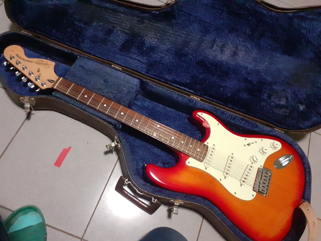 Squier Stratocaster Standard