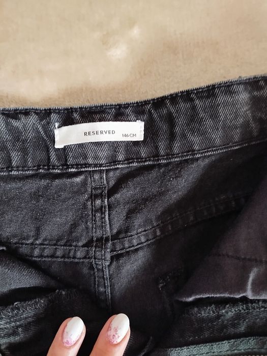 Spodnie dżinsy idealne czarne 146